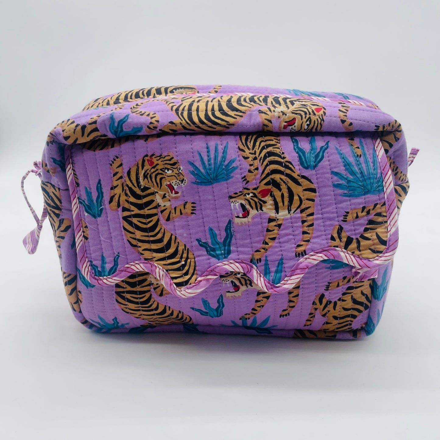 Large Lilac Tiger Print Wash Bag