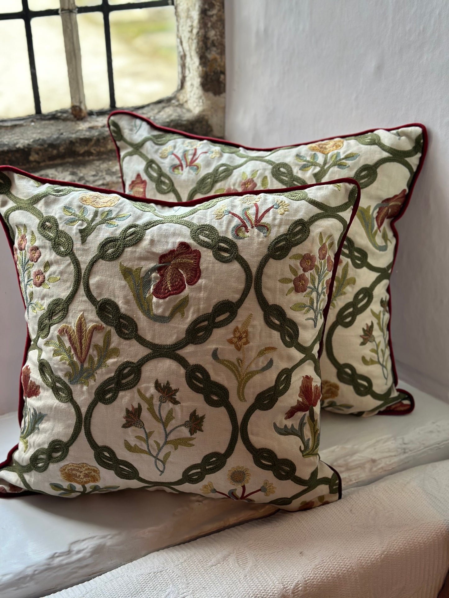 Morris and Co May’s Coverlet Twining Vine Piped Cushions