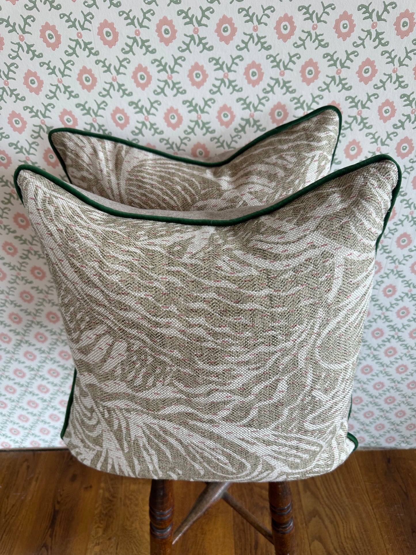 Fermoie Cushion with Green Velvet Piping